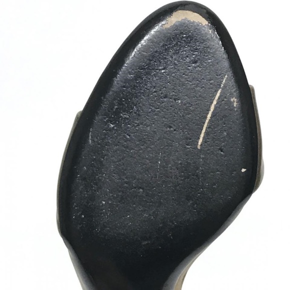 ❌❌SOLD❌❌ GUCCI Hysteria BRONZE Heels LOGO CREST - Picture 8 of 8